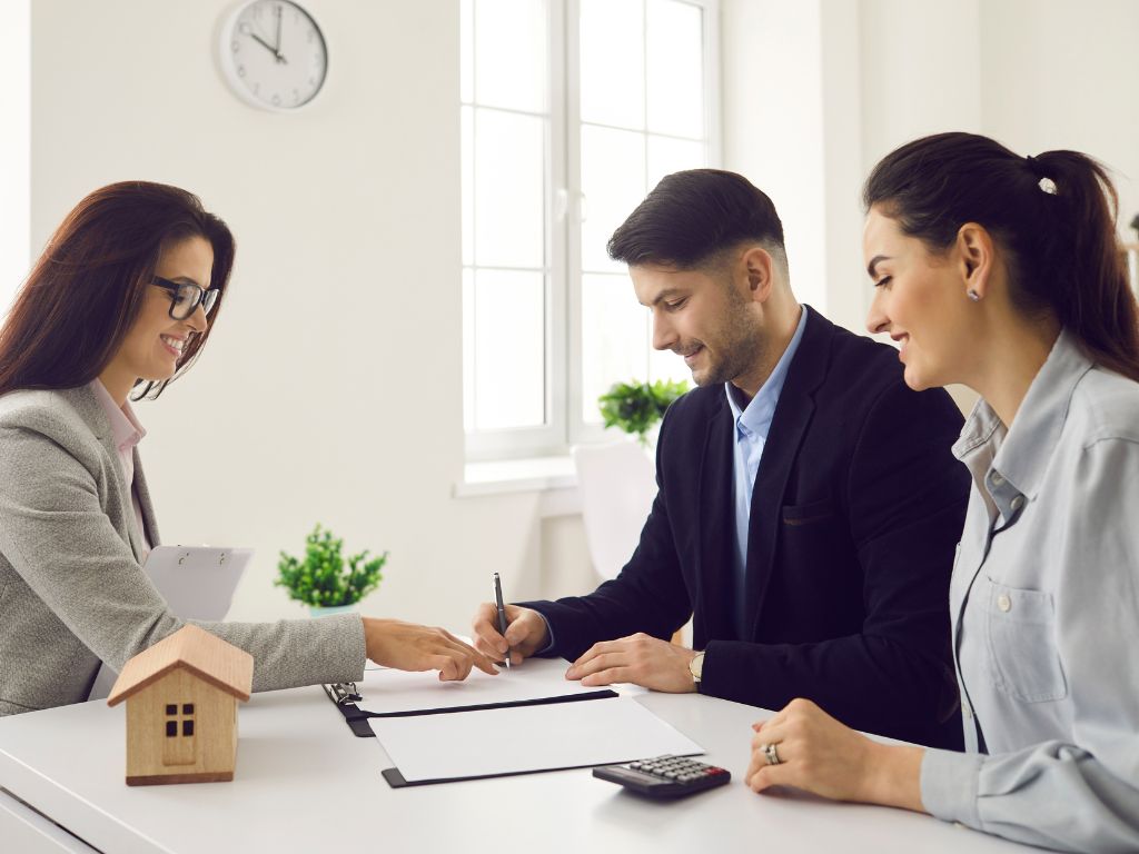 Akinita Hellas Real Estate Μεσιτικό Γραφείο Καλλιθέα