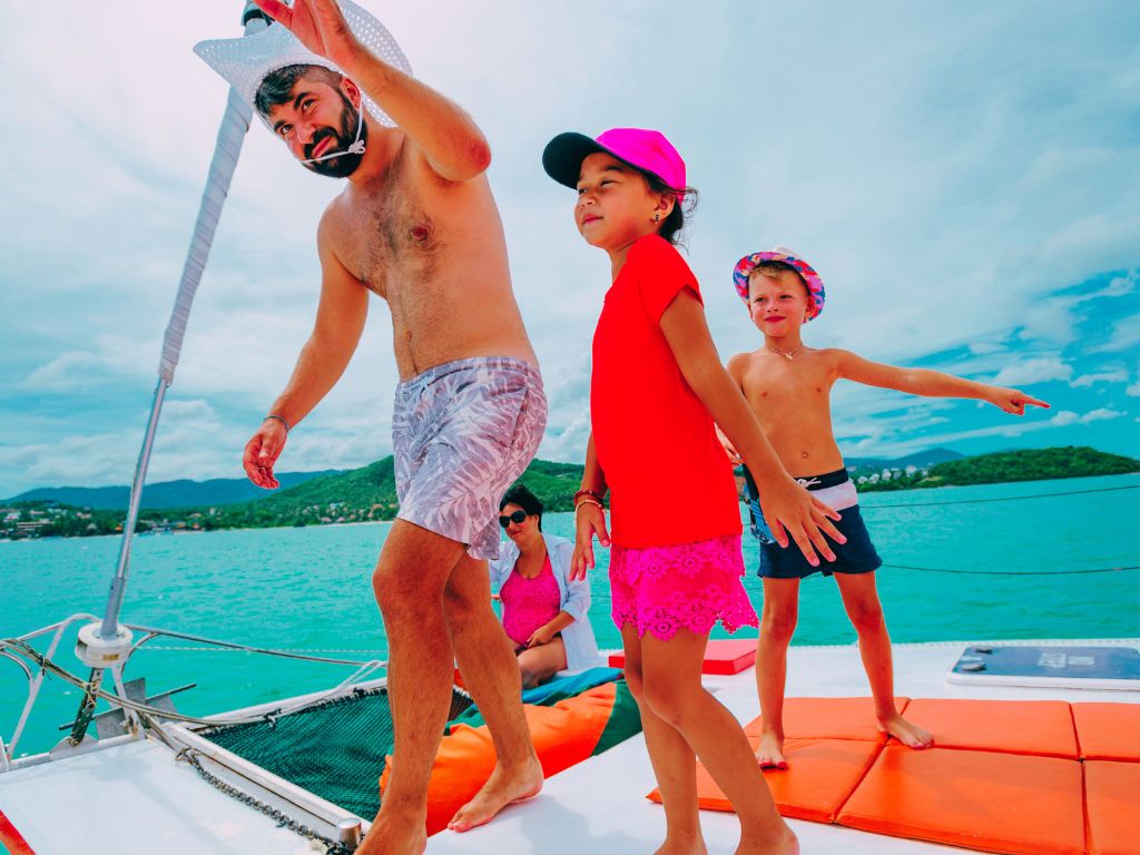 Γρήγορες και ασφαλείς θαλάσσιες μεταφορές ameafriendly.gr