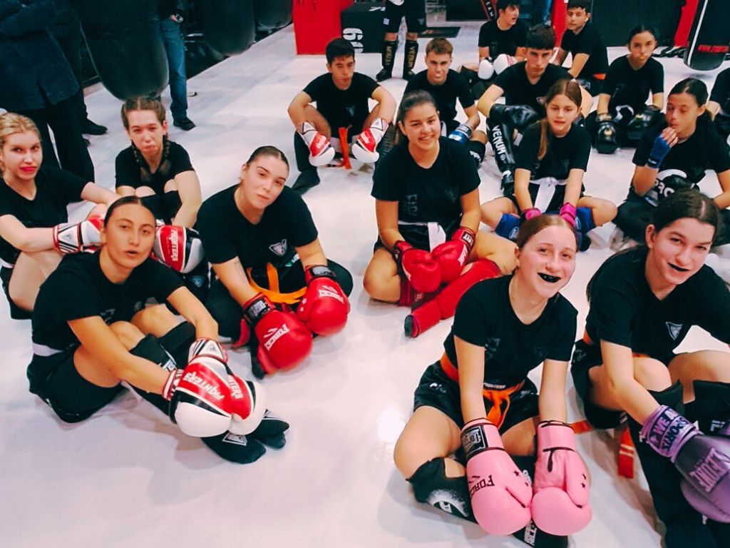 ΜΜΑ και Brazilian Jiu Jitsu Βόλος Fighters Volou epagelmaties.com.gr