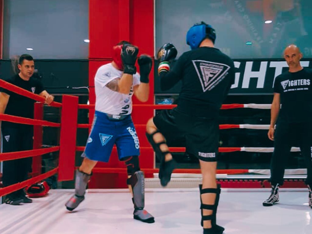 Προπόνηση Αυτοάμυνας για παιδιά και ενήλικες Βόλος ameafriendly.gr