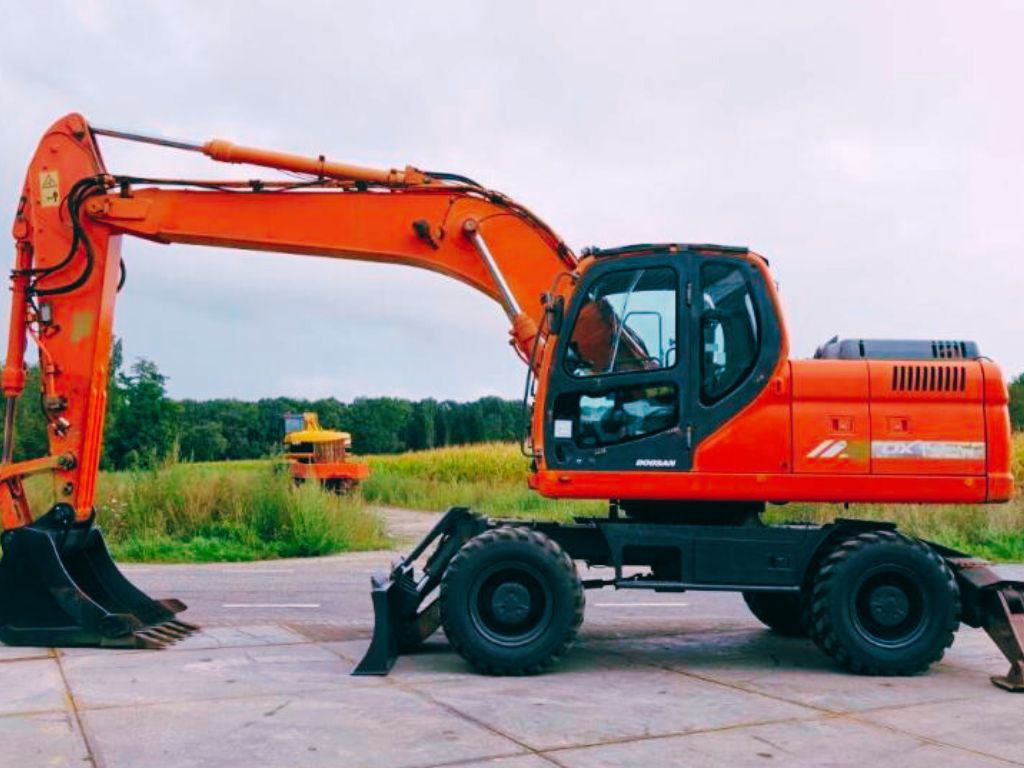 Προετοιμασία εδάφους και καθαρισμοί χωραφιών για αγροτικές και οικοδομικές εργασίες .ameafriendly.gr