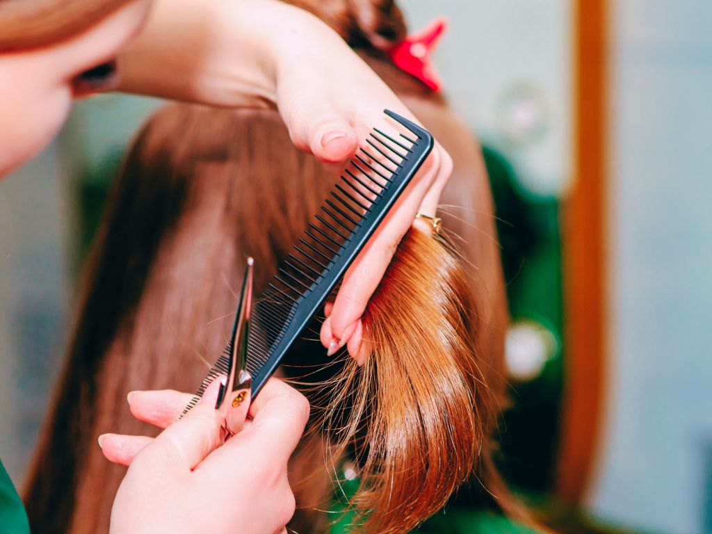 Σύγχρονες υπηρεσίες περιποίησης μαλλιών με εμπειρία και φροντίδα σε κάθε λεπτομέρεια ameafriendly.gr