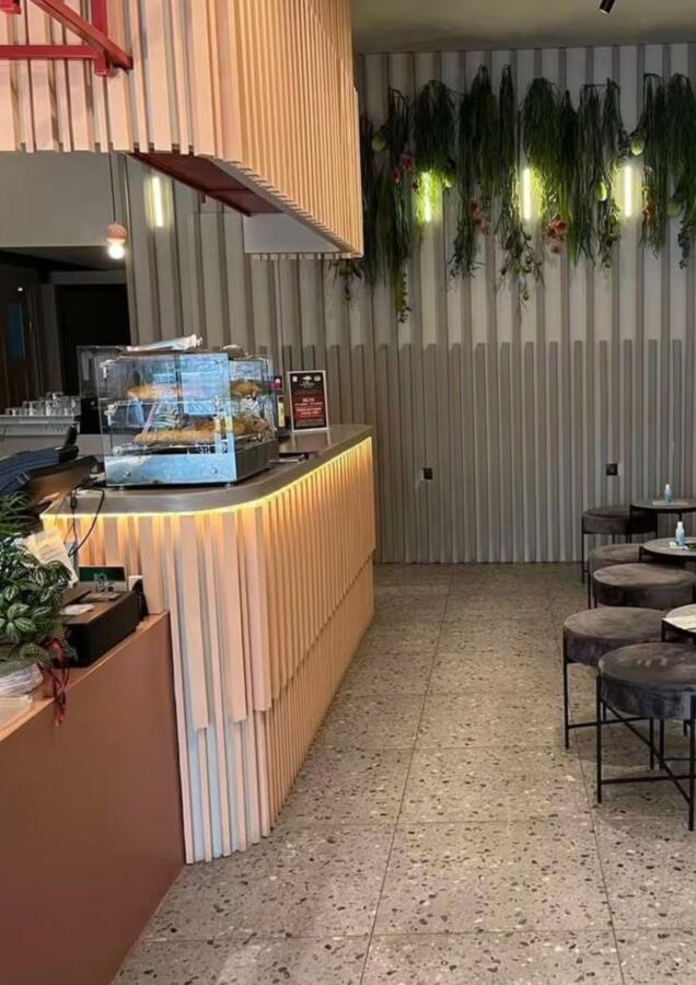 Premium καφές, γρανίτες και smoothies στο AmoreconGelato Σαλαμίνα. epagelmaties.com.gr