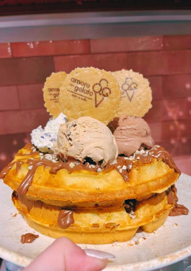 Χειροποίητο ιταλικό gelato στη Σαλαμίνα με φρέσκο γάλα Όλυμπος. epagelmaties.com.gr