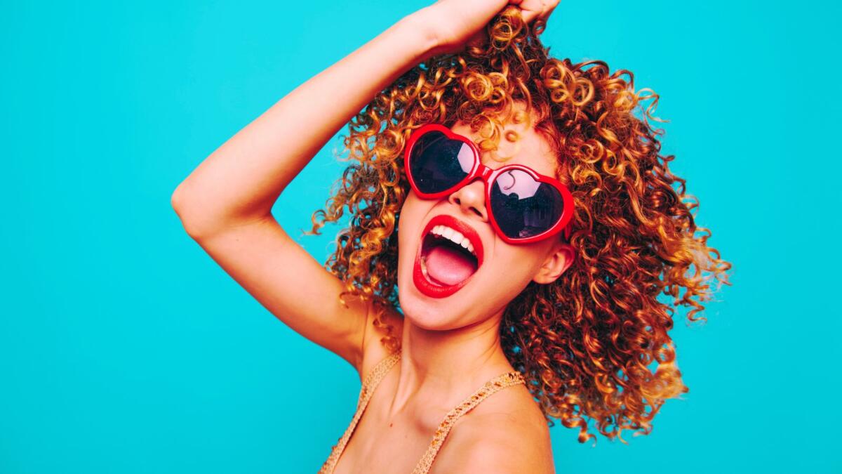 η καλύτερη HAIR ARTIST KERATSINI epagelmaties.com.gr