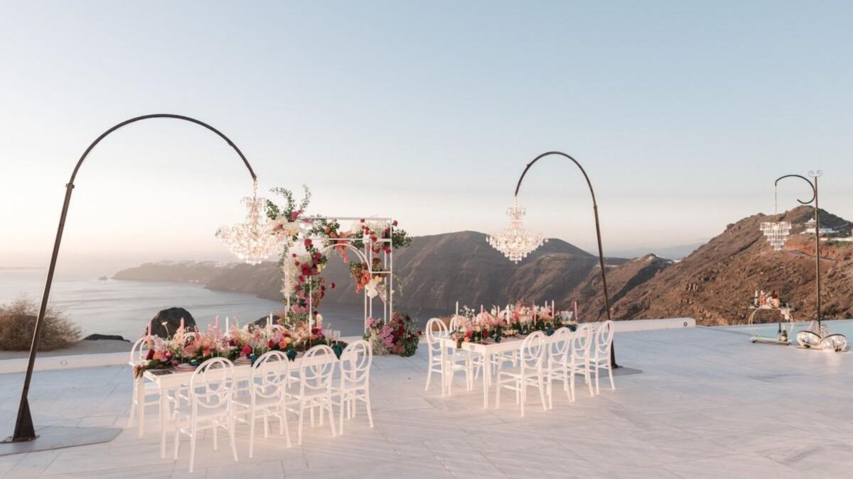 Weddings Santorini Epagelmaties